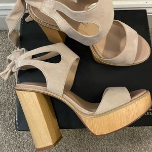 Open toe block heel